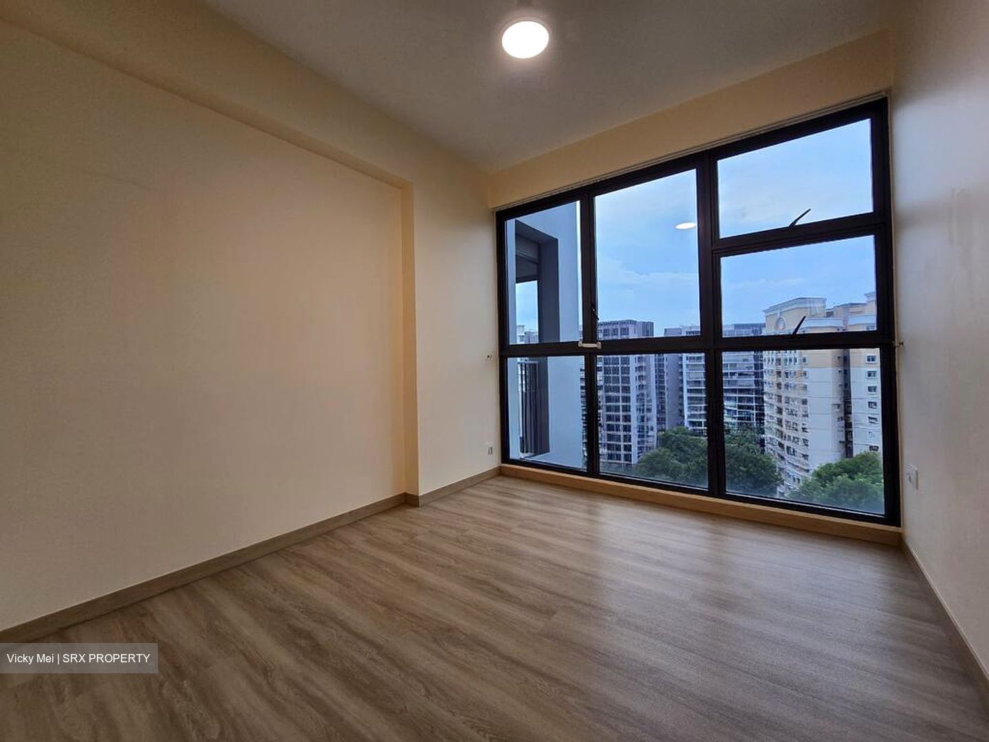 Prive (D19), Condominium #519487761